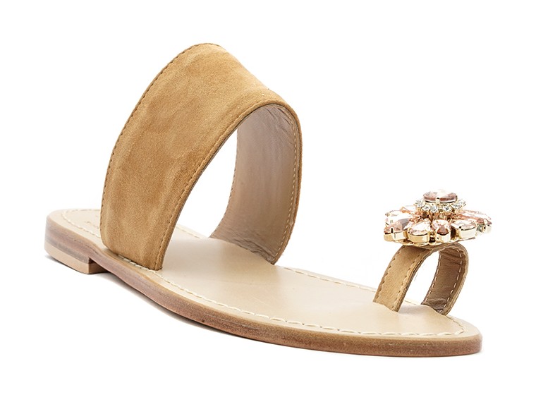 Suede band and finger capri...