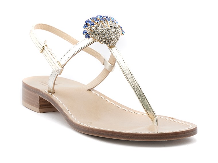 Capri sandals with shell
