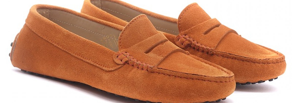 Women's moccasins